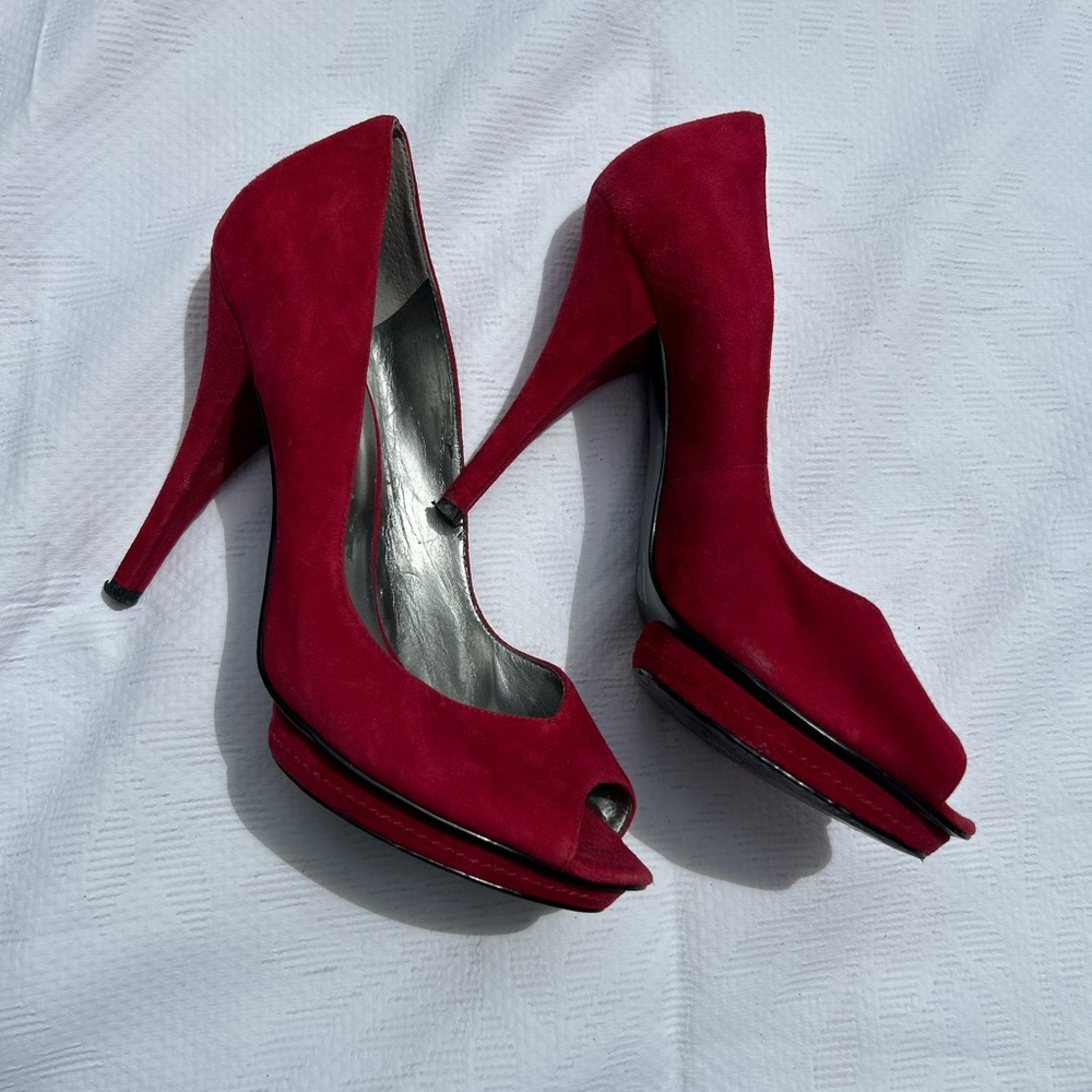 Guess, Vibrant Red Suede Peep-Toe Heels